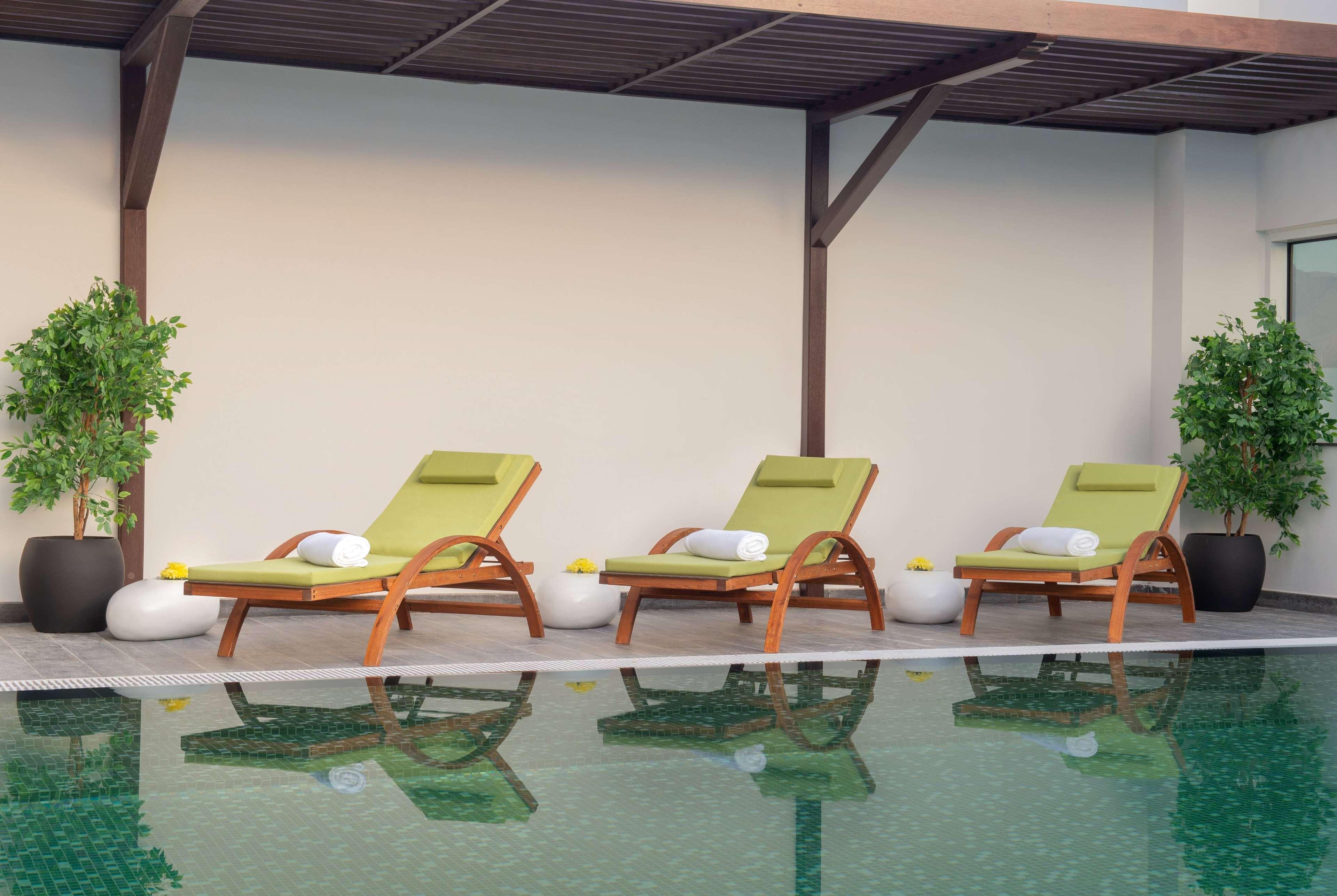 Wyndham Garden Muscat Al Khuwair Hotel Eksteriør billede