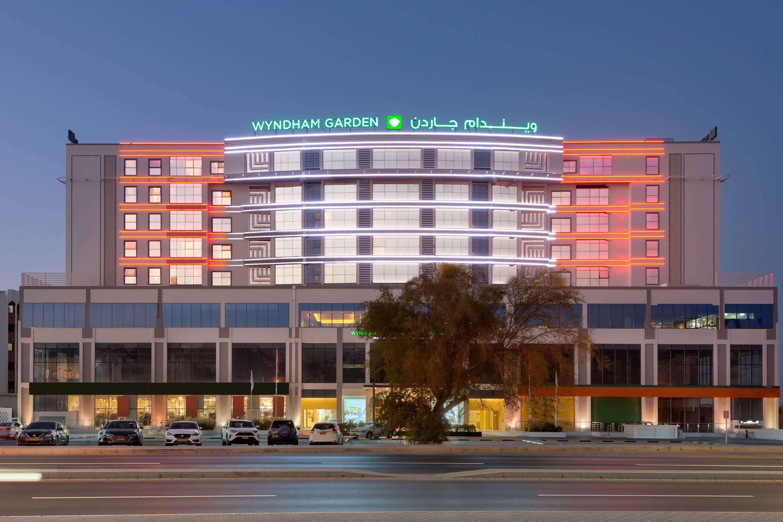 Wyndham Garden Muscat Al Khuwair Hotel Eksteriør billede