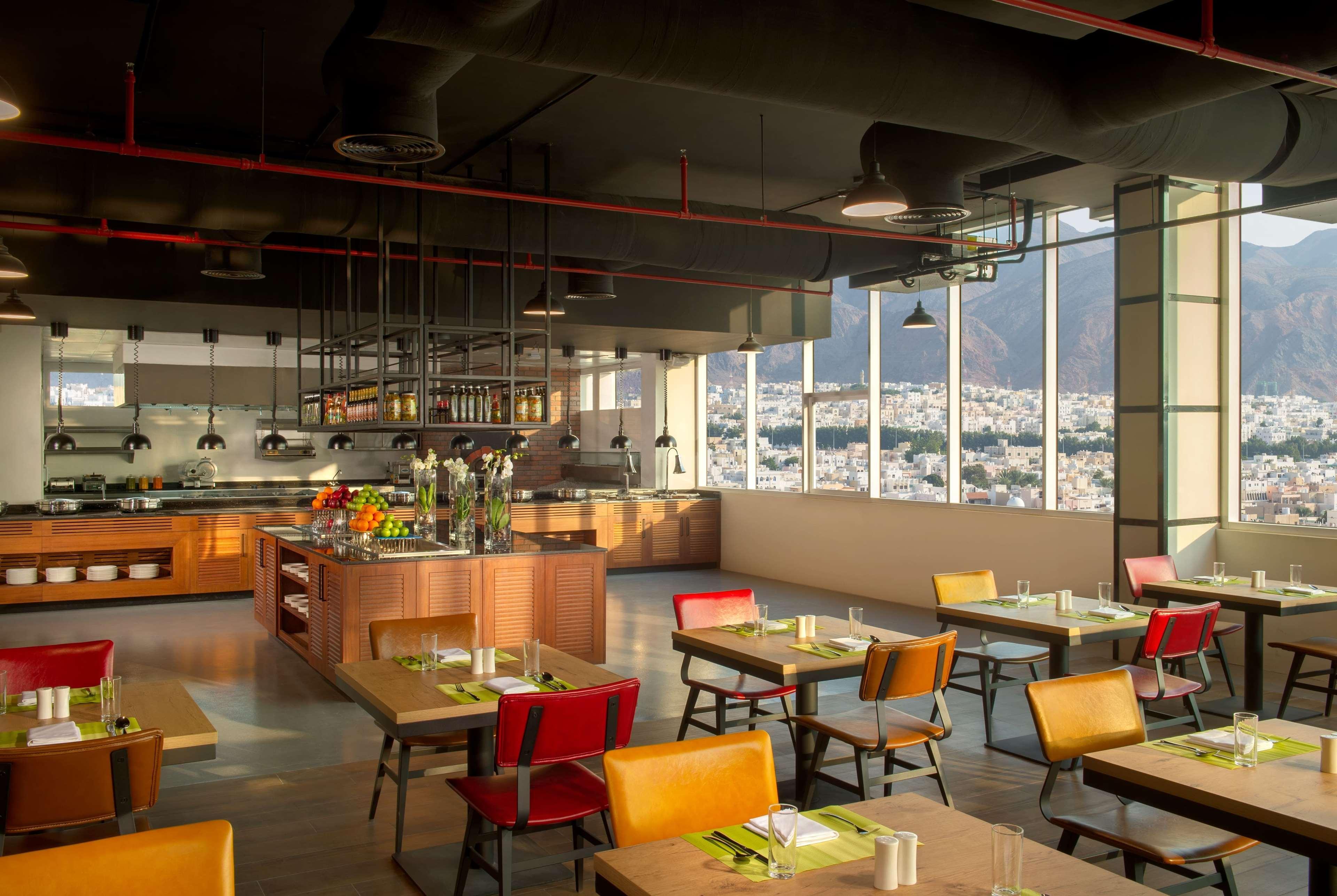 Wyndham Garden Muscat Al Khuwair Hotel Eksteriør billede