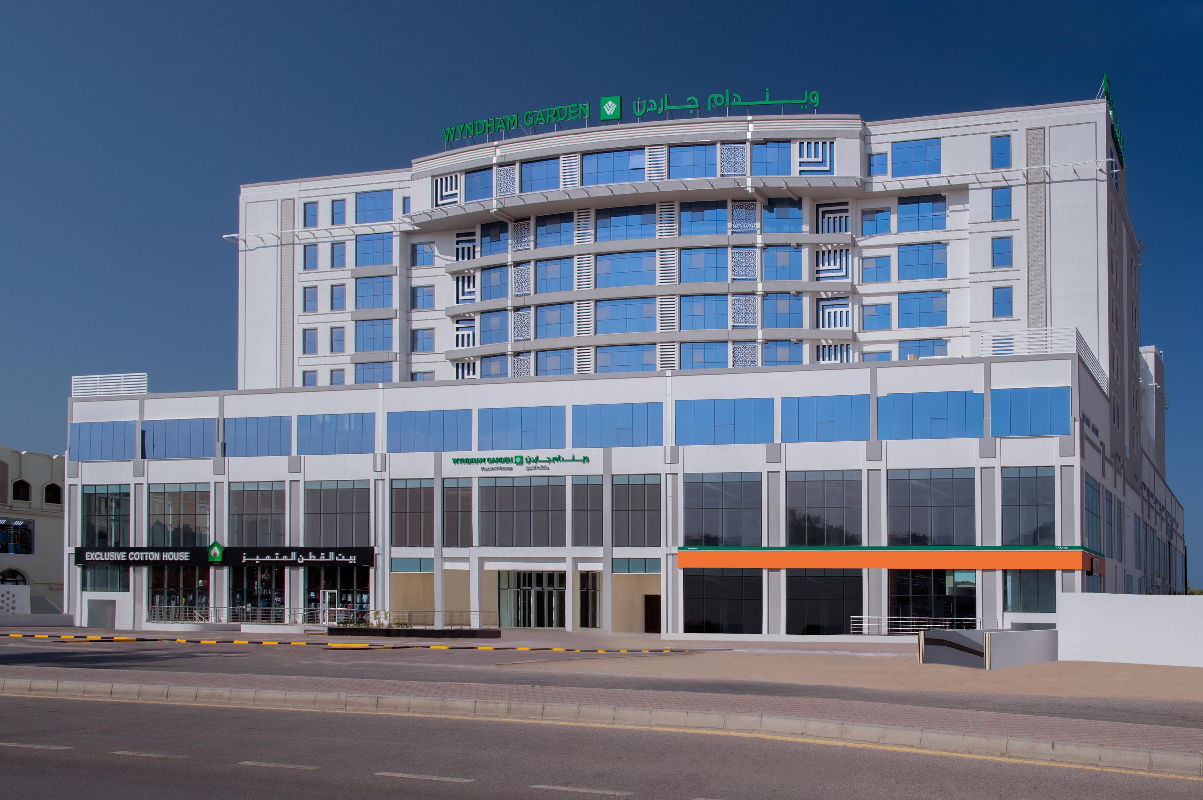 Wyndham Garden Muscat Al Khuwair Hotel Eksteriør billede